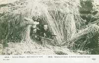  1914-1918 1914 Soldats belges dans un abri contre le froid Belgian soldiers in a shelter against the cold.jpg 